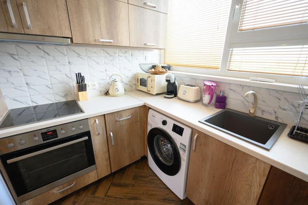 Sunset Luxury Apartment Várna Kültér fotó