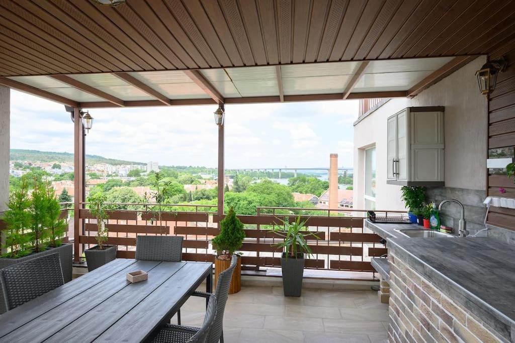 Sunset Luxury Apartment Várna Kültér fotó